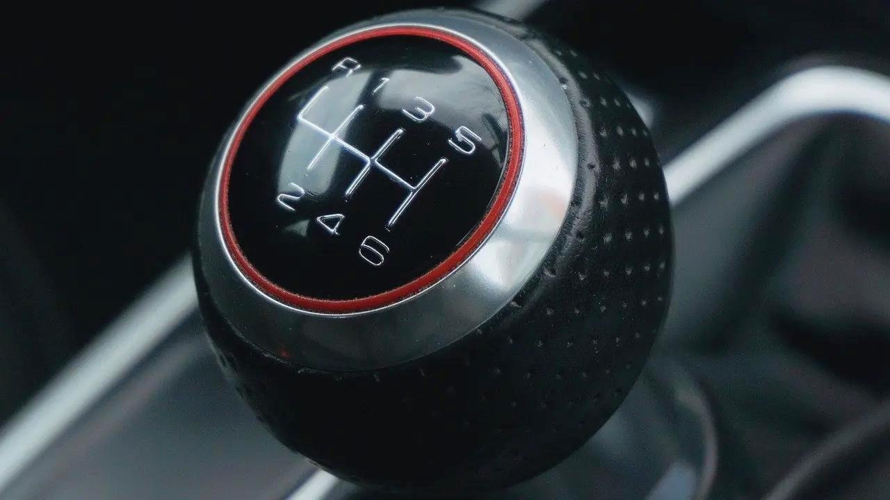 BMW und Mercedes stellen Schaltgetriebe-Produktion ein - BlauAutonom