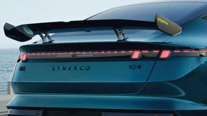 Chinas starke Elektro-Limousine mit 912 PS - BlauAutonom