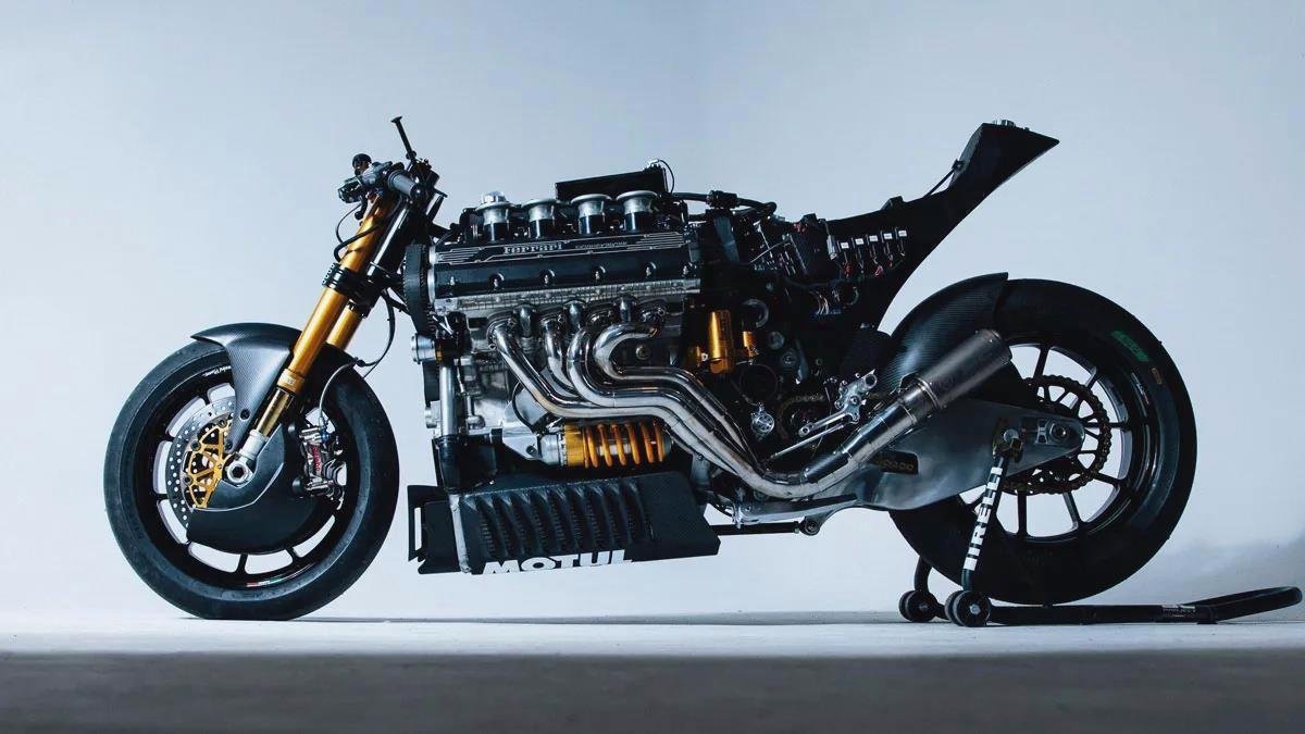 Ferrari-Tuning-Motorrad verkauft - BlauAutonom